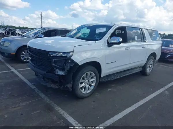 1GNSKFKD9PR277989 2023 CHEVROLET SUBURBAN - Image 2