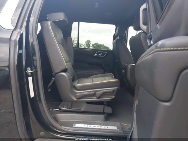 1GNSKFKDXPR385697 2023 CHEVROLET SUBURBAN - Image 8