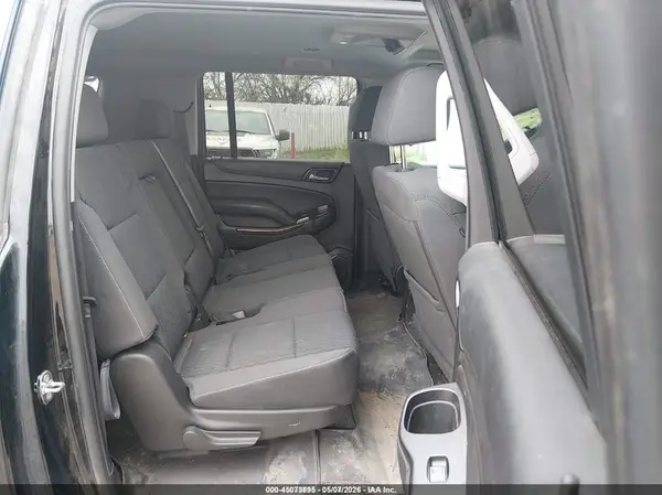 1GNSKGEC0HR304636 2017 CHEVROLET SUBURBAN - Image 8
