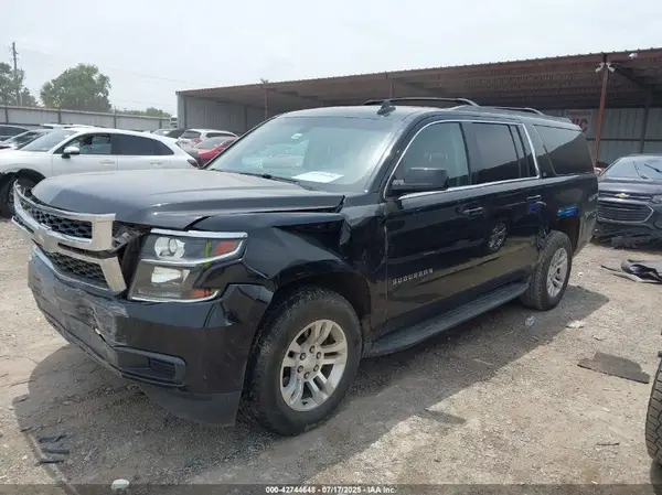 1GNSKGEC2GR419804 2016 CHEVROLET SUBURBAN - Image 2