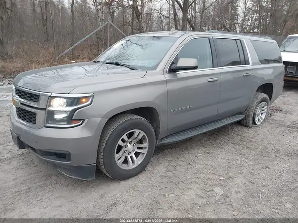 1GNSKGEC2HR218731 2017 CHEVROLET SUBURBAN - Image 2