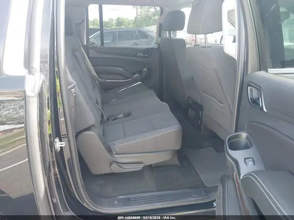 1GNSKGEC2HR288651 2017 CHEVROLET SUBURBAN - Image 8