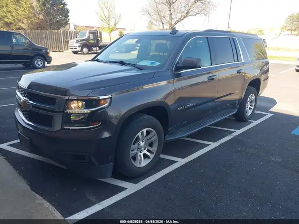 1GNSKGEC3HR241581 2017 CHEVROLET SUBURBAN - Image 2