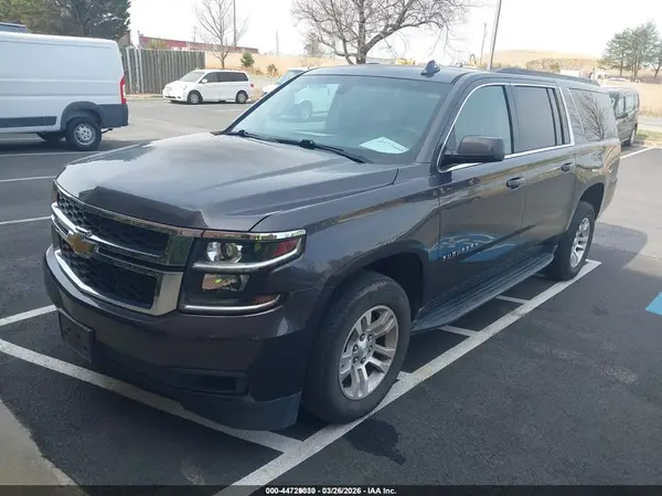 1GNSKGEC3HR244254 2017 CHEVROLET SUBURBAN - Image 2