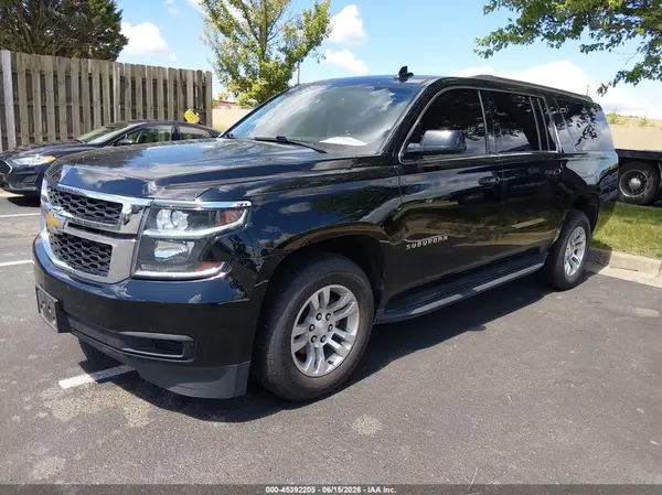 1GNSKGEC3HR281577 2017 CHEVROLET SUBURBAN - Image 2