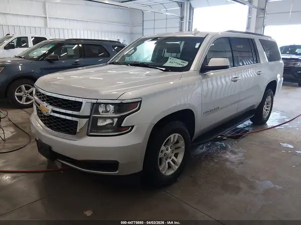 1GNSKGEC3KR343695 2019 CHEVROLET SUBURBAN - Image 2