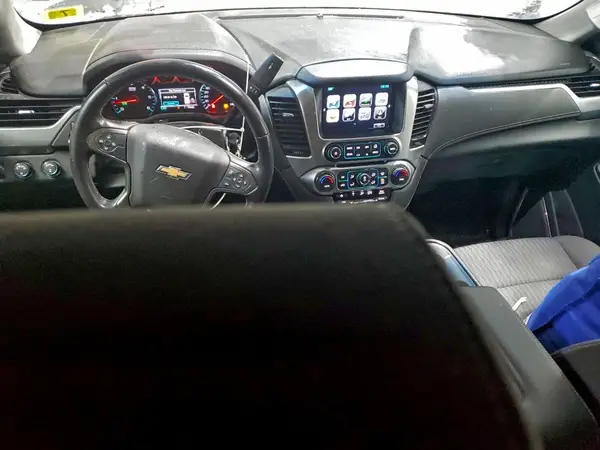 1GNSKGEC4KR402091 2019 CHEVROLET SUBURBAN - Image 8