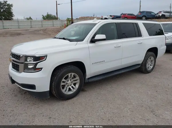 1GNSKGEC6HR357339 2017 CHEVROLET SUBURBAN - Image 2