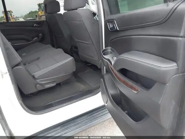 1GNSKGEC6HR357339 2017 CHEVROLET SUBURBAN - Image 8