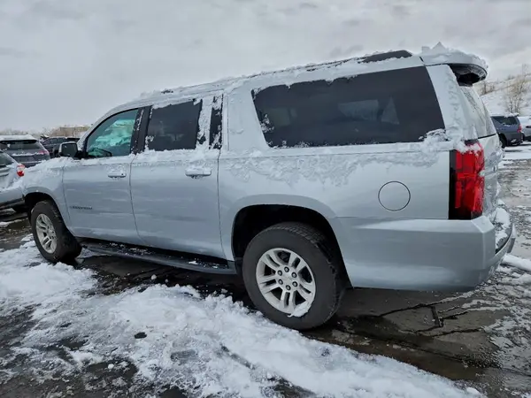 1GNSKGEC8JR260343 2018 CHEVROLET SUBURBAN - Image 2
