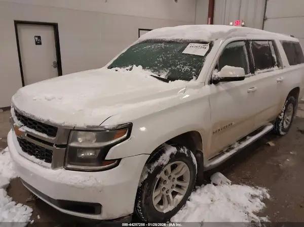 1GNSKGECXGR263088 2016 CHEVROLET SUBURBAN - Image 2