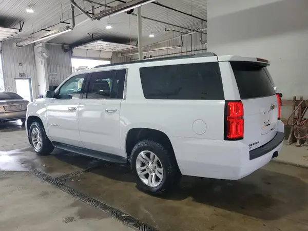 1GNSKGECXJR137675 2018 CHEVROLET SUBURBAN - Image 2