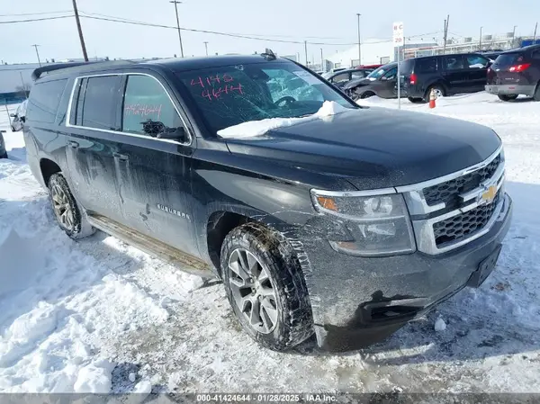 1GNSKGKC0HR282237 2017 CHEVROLET SUBURBAN - Image 1