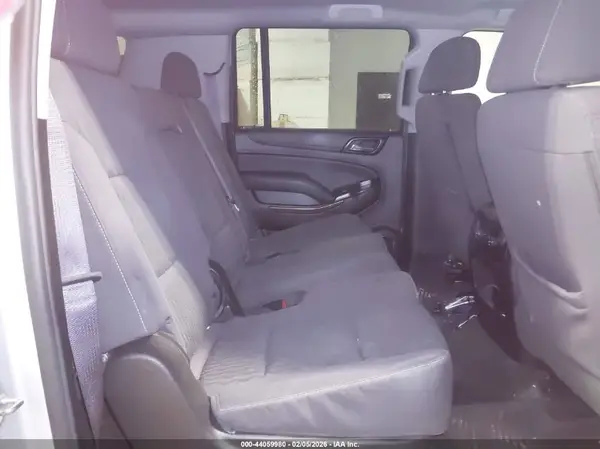 1GNSKGKC0HR383326 2017 CHEVROLET SUBURBAN - Image 8