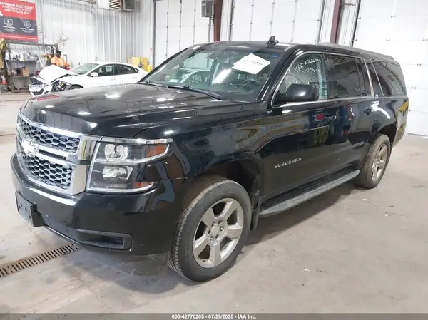 1GNSKGKC1GR337678 2016 CHEVROLET SUBURBAN - Image 2