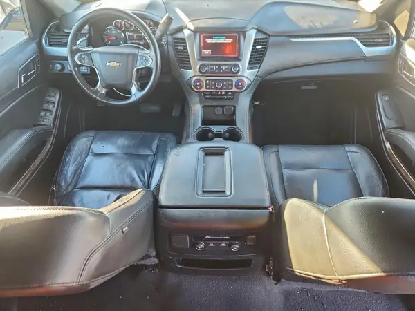 1GNSKGKC1KR235032 2019 CHEVROLET SUBURBAN - Image 8