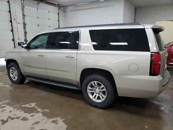 1GNSKGKC2GR279354 2016 CHEVROLET SUBURBAN - Image 2