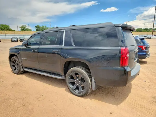 1GNSKGKC2HR173276 2017 CHEVROLET SUBURBAN - Image 2