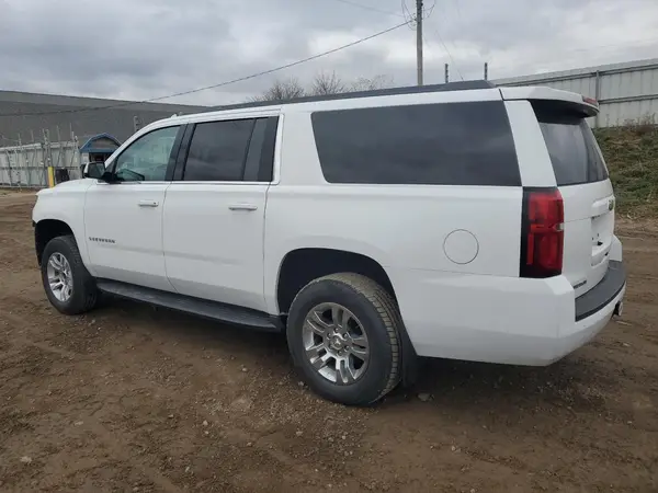 1GNSKGKC2HR359268 2017 CHEVROLET SUBURBAN - Image 2