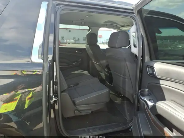 1GNSKGKC2JR101158 2018 CHEVROLET SUBURBAN - Image 8