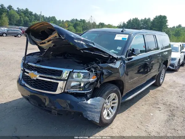 1GNSKGKC2JR160792 2018 CHEVROLET SUBURBAN - Image 2