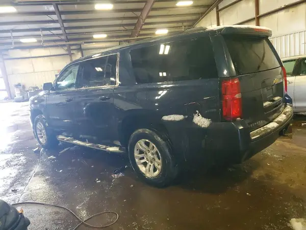 1GNSKGKC2JR252937 2018 CHEVROLET SUBURBAN - Image 2