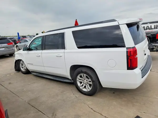 1GNSKGKC3HR342849 2017 CHEVROLET SUBURBAN - Image 2