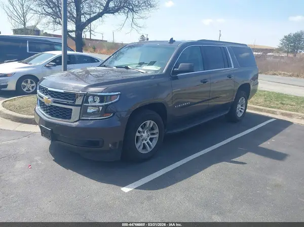 1GNSKGKC3JR276826 2018 CHEVROLET SUBURBAN - Image 2