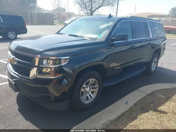 1GNSKGKC4HR114732 2017 CHEVROLET SUBURBAN - Image 2