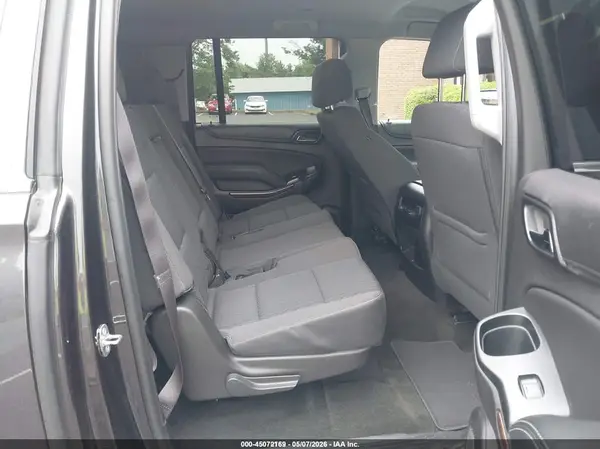 1GNSKGKC4HR240296 2017 CHEVROLET SUBURBAN - Image 8