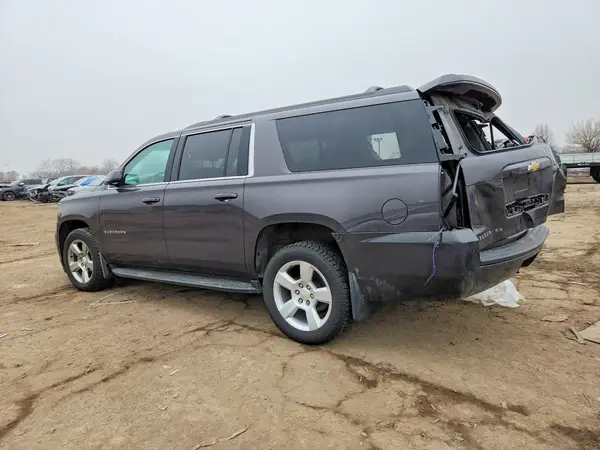 1GNSKGKC6HR128695 2017 CHEVROLET SUBURBAN - Image 2
