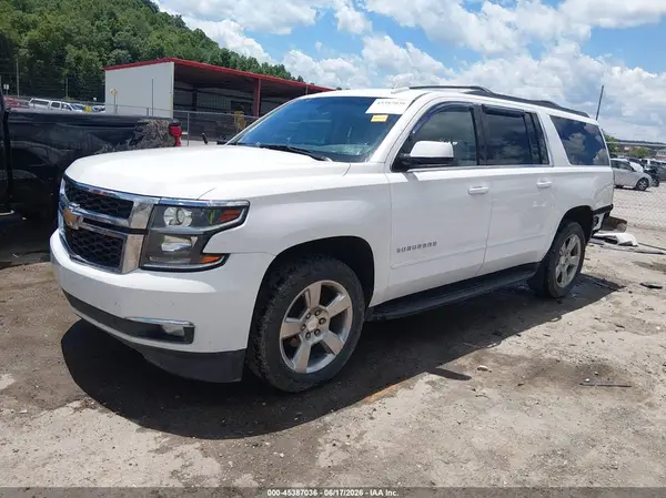 1GNSKGKC6JR188773 2018 CHEVROLET SUBURBAN - Image 2