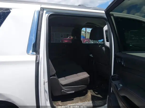 1GNSKGKC6JR188773 2018 CHEVROLET SUBURBAN - Image 8