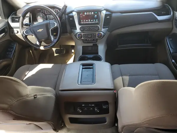 1GNSKGKC6JR302917 2018 CHEVROLET SUBURBAN - Image 8