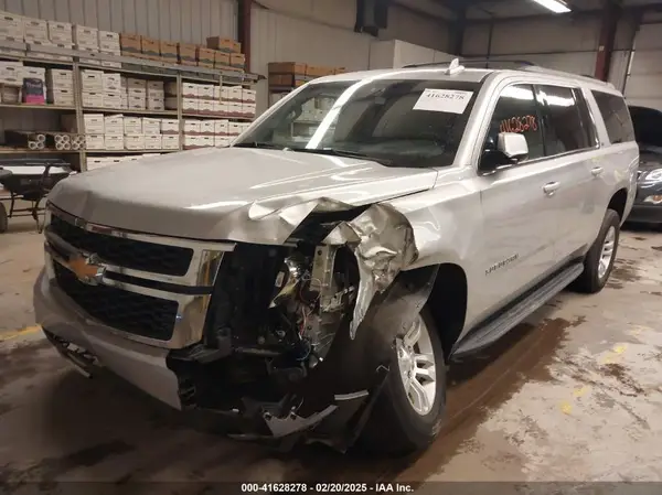 1GNSKGKC7GR469795 2016 CHEVROLET SUBURBAN - Image 2