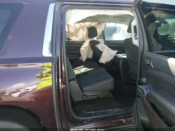1GNSKGKC7HR288617 2017 CHEVROLET SUBURBAN - Image 8