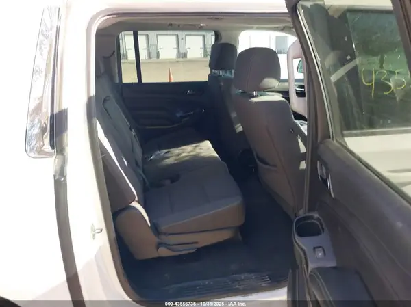 1GNSKGKC7KR238226 2019 CHEVROLET SUBURBAN - Image 8