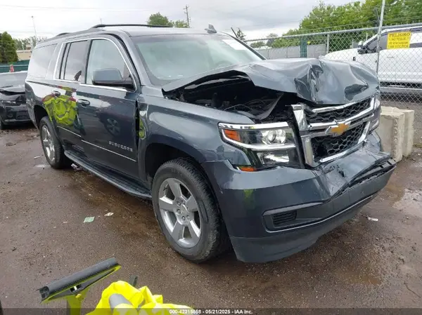 1GNSKGKC7KR244916 2019 CHEVROLET SUBURBAN - Image 1