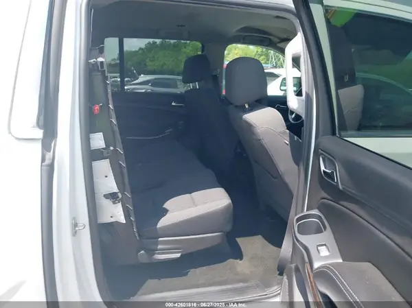 1GNSKGKC8JR120734 2018 CHEVROLET SUBURBAN - Image 8