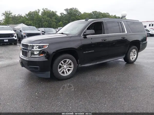 1GNSKGKC9GR321194 2016 CHEVROLET SUBURBAN - Image 2