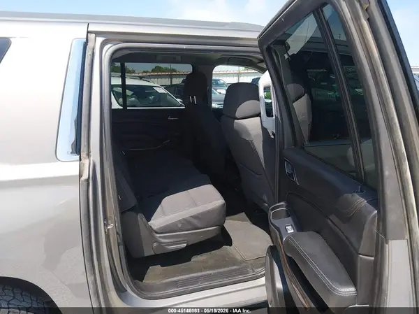 1GNSKGKC9JR299995 2018 CHEVROLET SUBURBAN - Image 8
