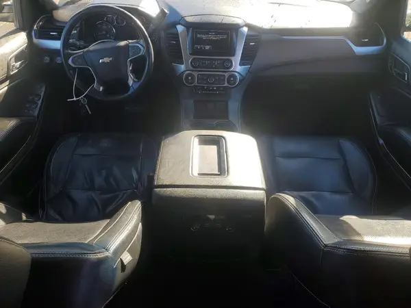 1GNSKGKCXHR246877 2017 CHEVROLET SUBURBAN - Image 8