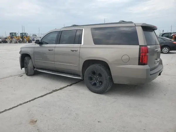 1GNSKGKCXHR398657 2017 CHEVROLET SUBURBAN - Image 2