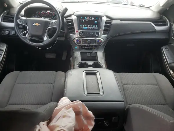 1GNSKGKCXHR398657 2017 CHEVROLET SUBURBAN - Image 8