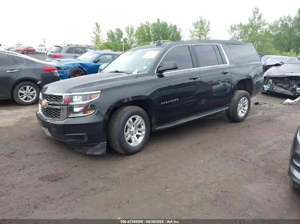 1GNSKGKCXJR264351 2018 CHEVROLET SUBURBAN - Image 2