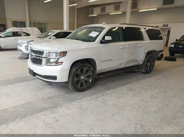 1GNSKHKC0GR161471 2016 CHEVROLET SUBURBAN - Image 2