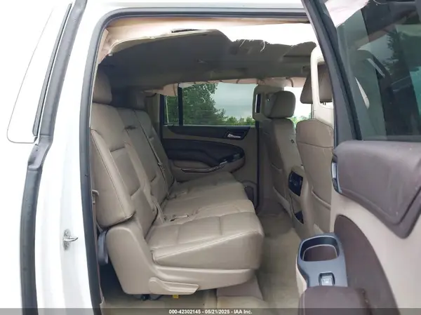 1GNSKHKC0GR361587 2016 CHEVROLET SUBURBAN - Image 8