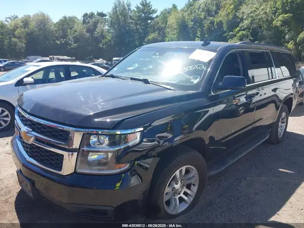 1GNSKHKC0GR424817 2016 CHEVROLET SUBURBAN - Image 2