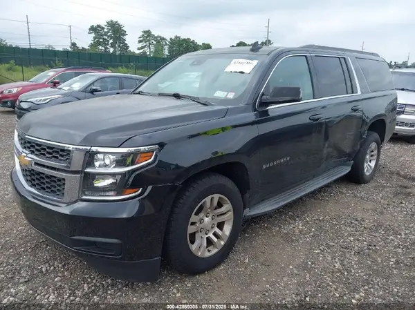 1GNSKHKC0GR458014 2016 CHEVROLET SUBURBAN - Image 2
