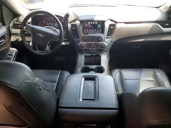 1GNSKHKC0HR167692 2017 CHEVROLET SUBURBAN - Image 8
